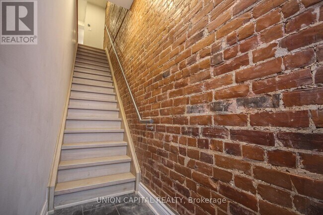 Photo du bâtiment - 66 Dovercourt Rd