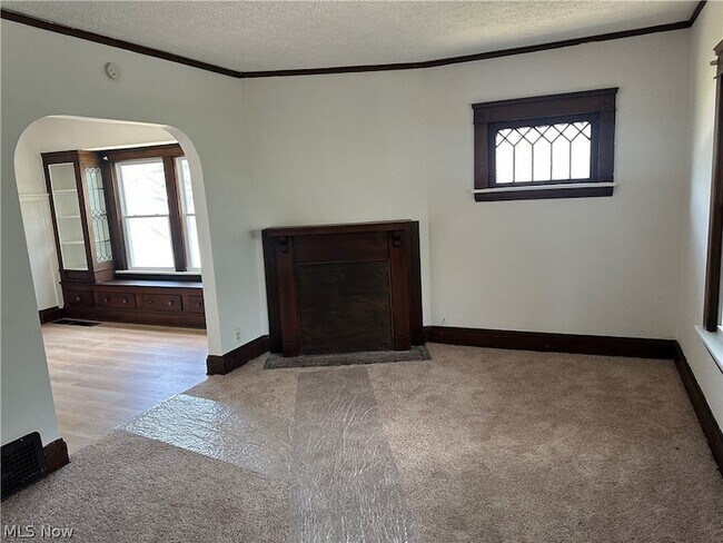 Foto del edificio - 14415 Westropp Ave