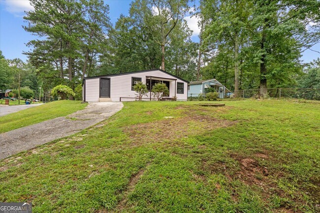 Foto del edificio - 3102 McKenzie Rd