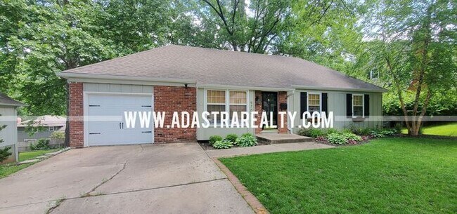 Foto del edificio - Beautiful Home in the Heart of Overland Park-Available NOW!!