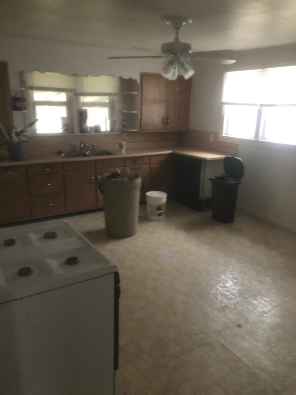 Foto del edificio - 716 N 18th St