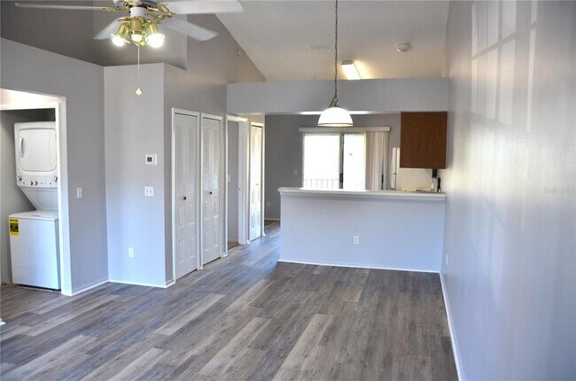 Foto del edificio - 140 Reserve Cir