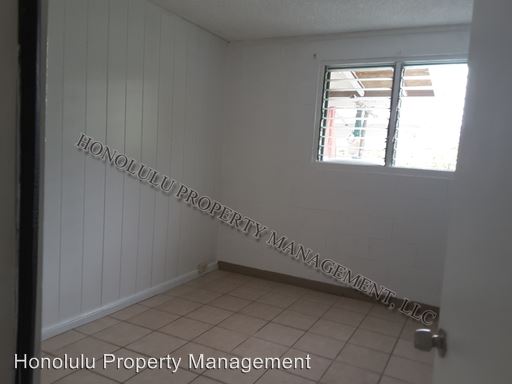 Building Photo - 2114 Houghtailing St