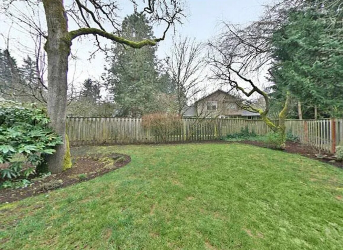 Building Photo - 17147 Warren Ct