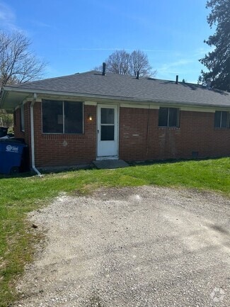 Building Photo - 154 Yambor St