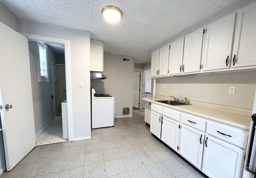 Foto principal - 99 Buttonwood St