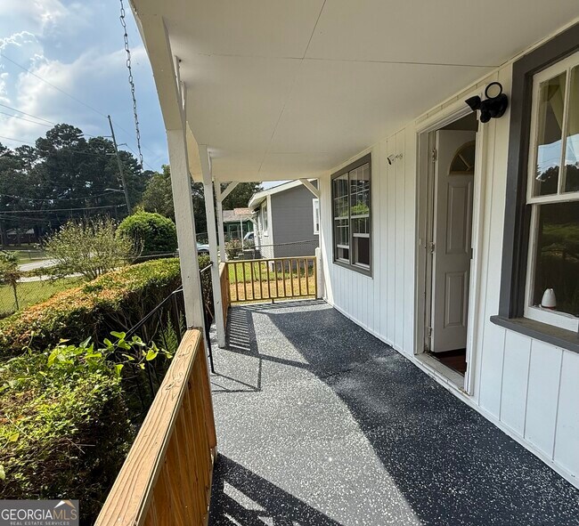 Foto del edificio - 7314 Union Grove Rd