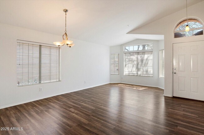Foto del edificio - 23590 N 73rd Pl