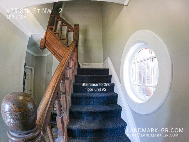 Foto del edificio - 423 8th St NW