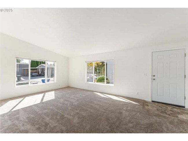 Foto del edificio - 341 Cornerstone Ct NE