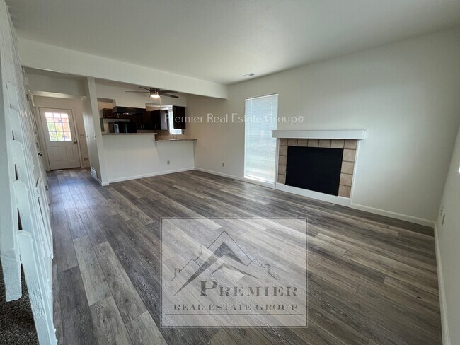 Foto del edificio - 2431 Cherokee Park Pl