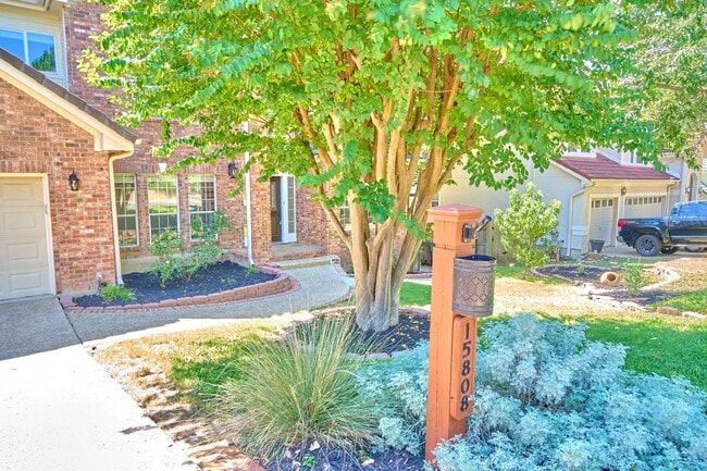 Foto del edificio - Mission Ridge beauty-4 bedroom 3 1/2 bath-...