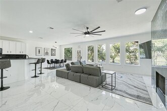 Building Photo - 3805 Overlook Ct