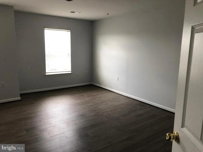 Foto del edificio - 1905 Bulrush Ct