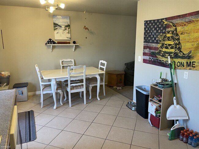 Building Photo - 1 br, 1 bath House - 858 Harbor Parkway We...