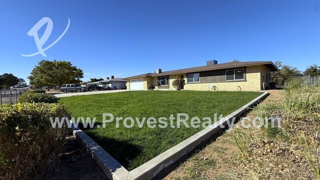 Foto del edificio - 21952 Resoto Rd