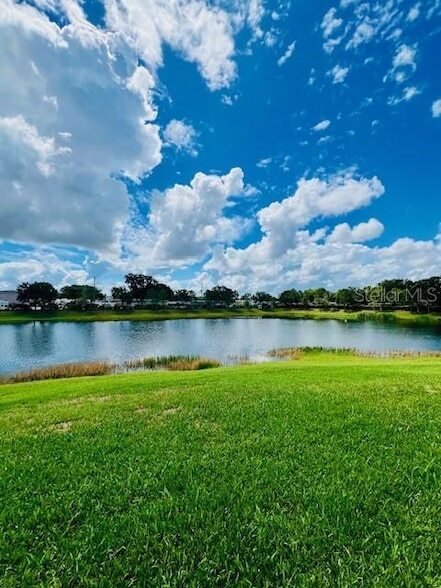 Foto del edificio - 6901 40th Ln N