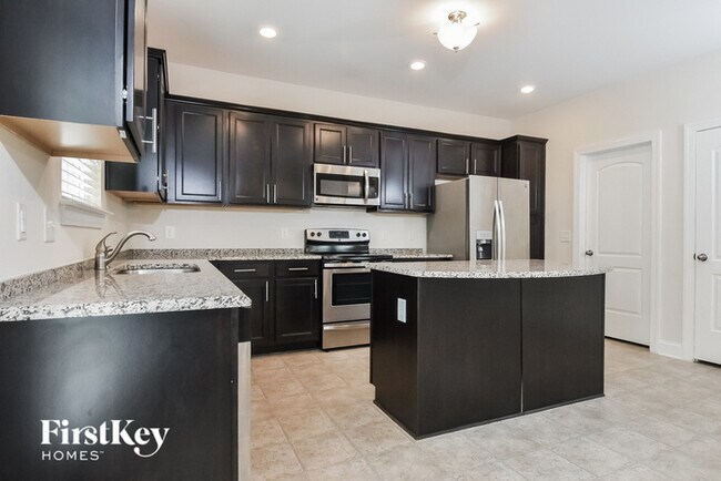Building Photo - 1422 Sedona Ln