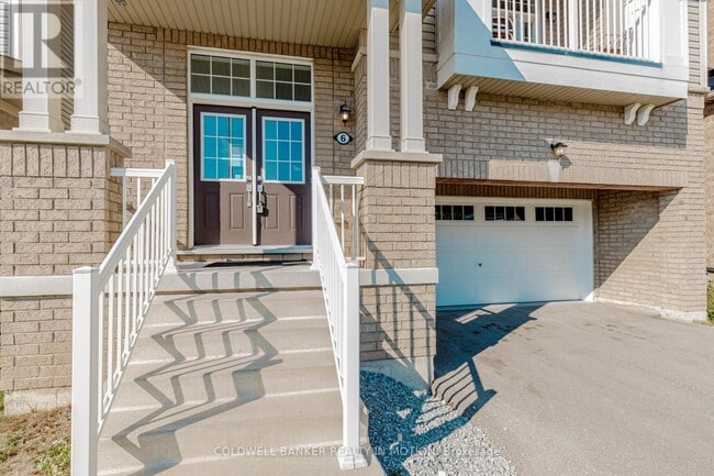 Building Photo - 6 Vaughn Dr
