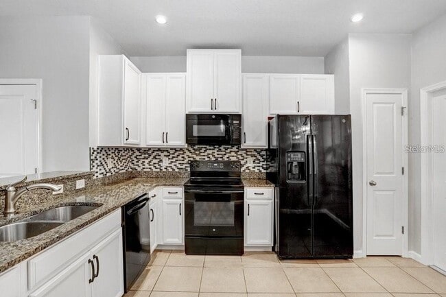 Building Photo - 10976 Verawood Dr