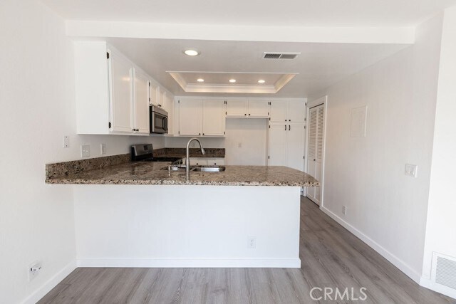 Foto del edificio - 47 Clover Ln