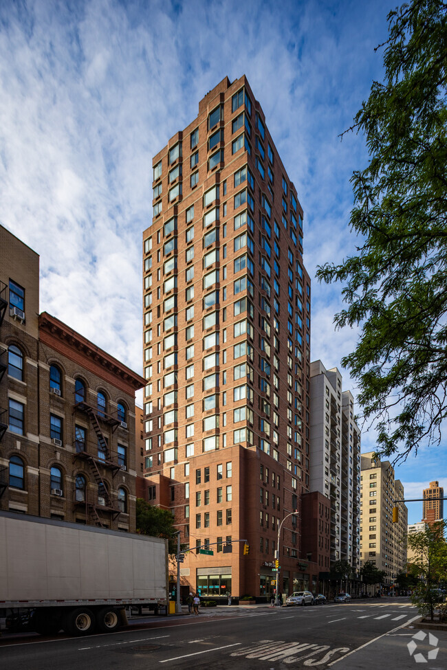 Foto del edificio - Century Tower