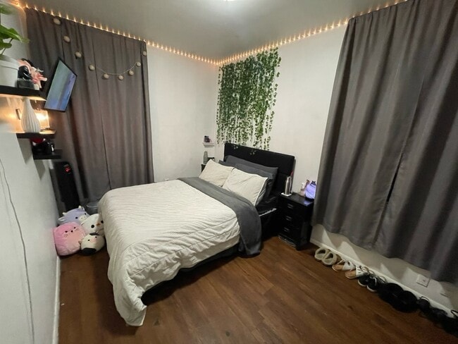 Building Photo - 1101 Lanore Dr