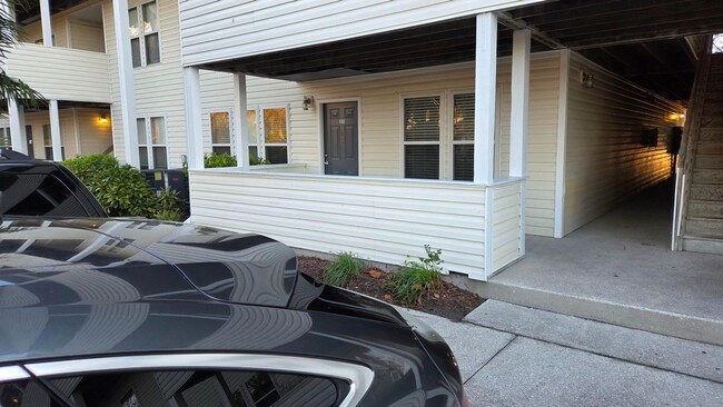 Building Photo - 113 Dapple Ct