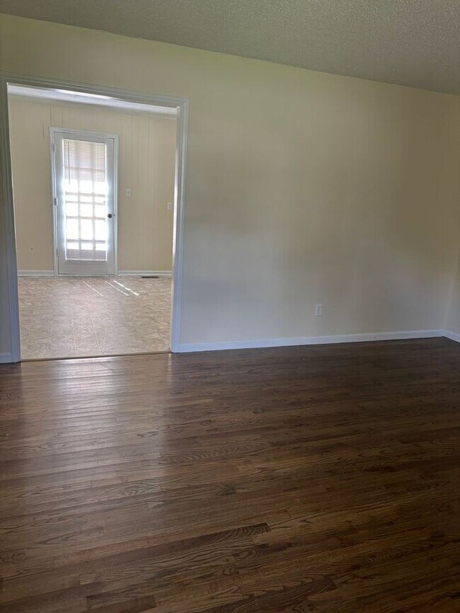 Foto del edificio - 2130 Quailridge Dr