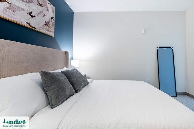 Foto del edificio - 151 E Blount Ave