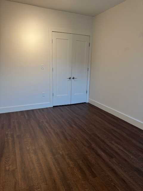 Building Photo - 35 Van Nydeck Ave