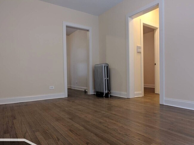 Foto del edificio - 2643 N Spaulding Ave