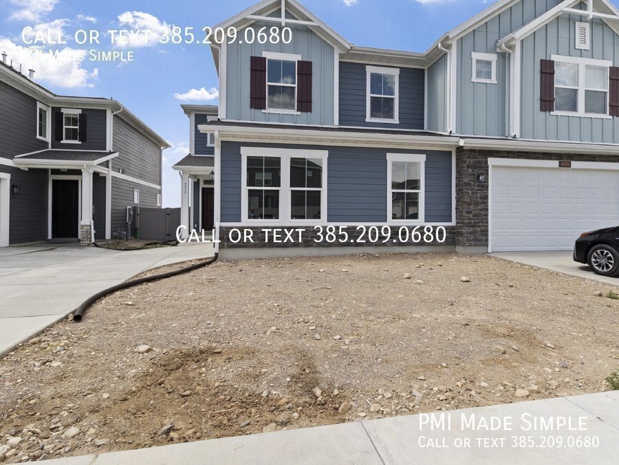 Primary Photo - 4935 N Willowbank Dr