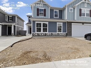 Building Photo - 4935 N Willowbank Dr