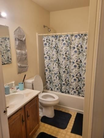 Building Photo - 3286 Westdale Ct