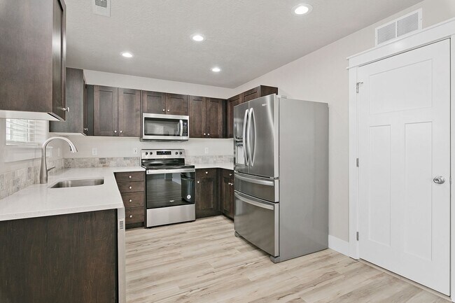 Foto del edificio - COMING SOON! Beautiful Single Family Home ...