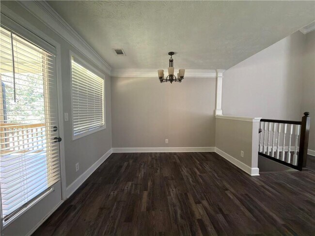 Foto del edificio - 252 Thorn Brook Cir