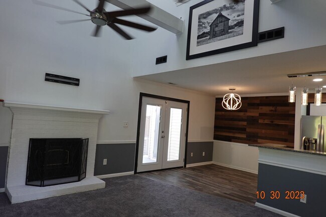 Foto del edificio - 3 Bedroom 2 Bath Townhome for Rent in York...