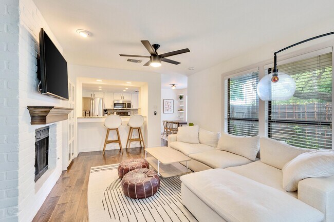 Foto del edificio - 11301 Jollyville Rd