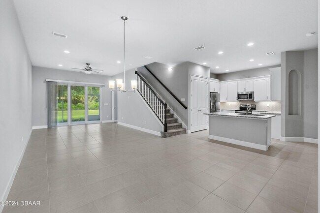 Foto del edificio - 78 Longridge Ln