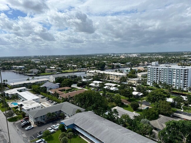 Building Photo - 1200 Hibiscus Ave