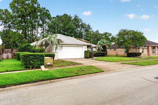 Foto del edificio - 12949 Chets Creek Dr S