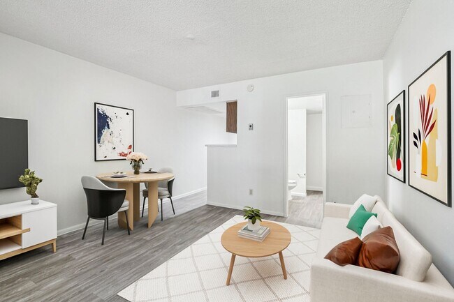 Foto del interior - Aster on University