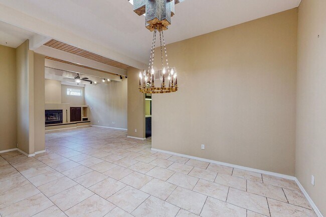Foto del edificio - ACADEMY RIDGE 2 Bedroom Plus Office   2 Ba...