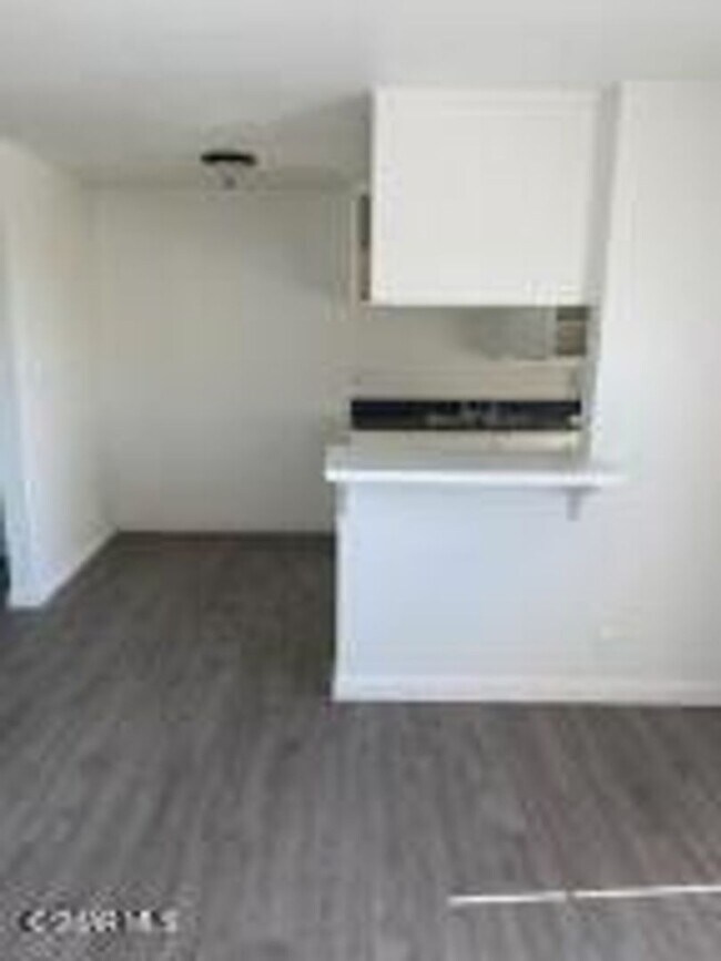 Foto del edificio - Affordable and Charming 1 bedroom / 1 bath...
