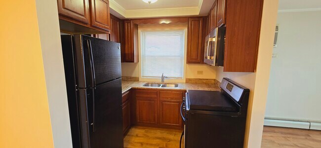 Foto del edificio - 9625-9633 Ridgeland Ave