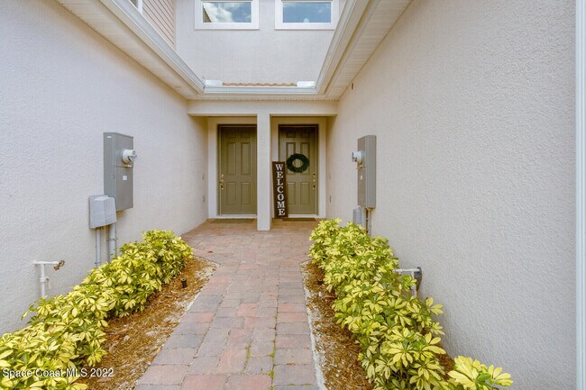 Building Photo - 1470 Isabella Dr