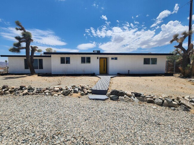 Foto del edificio - ****MOVE IN SPECIAL! $200 OFF 1ST MONTHS RENT****