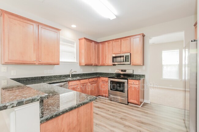 Building Photo - 10408 Carver Falls Rd
