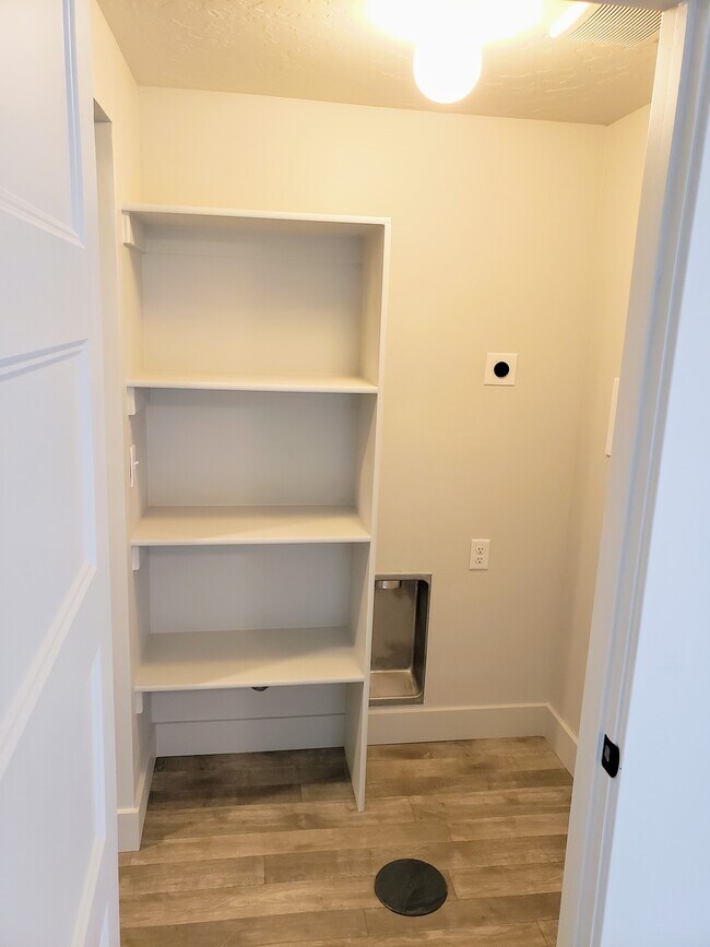 635 W 5th Ave, Unit B, Midvale, UT 84047 House Rental in Midvale, UT